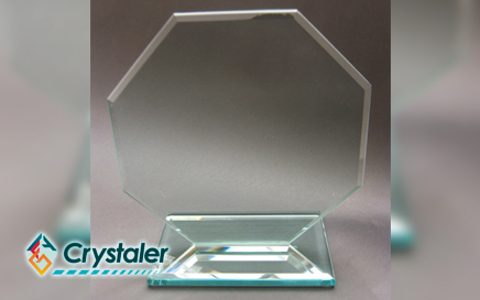 Placa conmemorativa en vidrio