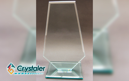 Placa conmemorativa en vidrio